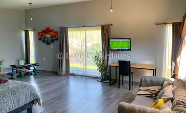 Leon Propiedades vende casa en condominio Los Bosques de Miraflores, Curacaví