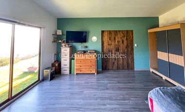 Leon Propiedades vende casa en condominio Los Bosques de Miraflores, Curacaví