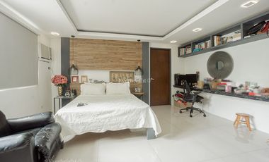 3BR House and Lot For Sale - Merville Park Parañaque