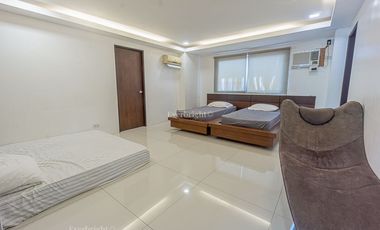 3BR House and Lot For Sale - Merville Park Parañaque