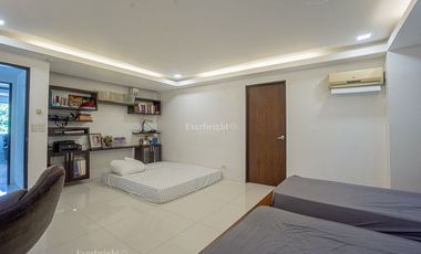 3BR House and Lot For Sale - Merville Park Parañaque