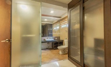 3BR House and Lot For Sale - Merville Park Parañaque