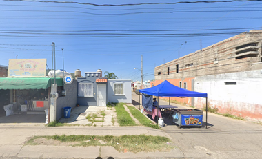 CASA EN VENTA TLAJOMULCO, JALISCO. AYHS