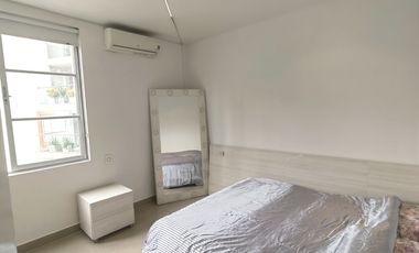 SE RENTA AMPLIA Y MODERNA CASA EN LA JULITA PEREIRA