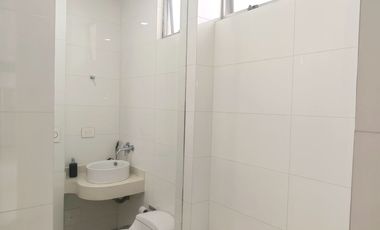 SE RENTA AMPLIA Y MODERNA CASA EN LA JULITA PEREIRA