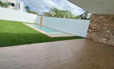 Casa en venta de una o dos plantas lista con alberca lista entrega inmediata al Norte de Mérida