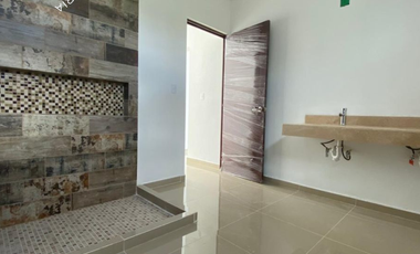 Casa en venta de una o dos plantas lista con alberca lista entrega inmediata al Norte de Mérida