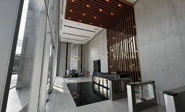 Venta de Oficinas en Torre VINTA, Zona Santa María