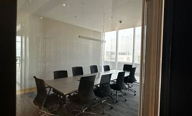 Venta de Oficinas en Torre VINTA, Zona Santa María
