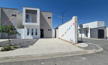 CASA EN VENTA CIRCUITO PRIVADO SIERRA NEGRA AL ORIENTE DE TORREON COAHUILA