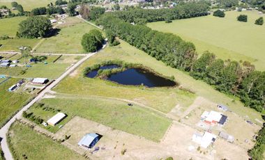 Parcela con laguna y acceso al Río Calle Calle