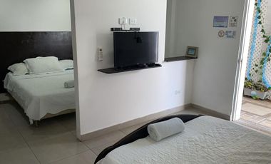 SE ALQUILAN HABITACIONES POR NOCHE DE ACOMODACION DE PAREJA Y MULTIPLE, EXCELNTE UBICACION