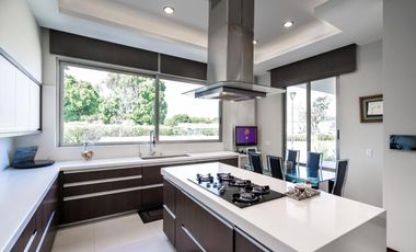 Excelente Casa en Olivos Residencial