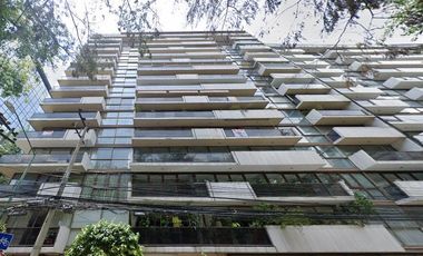 Excelente Penthouse de Remante Bancario