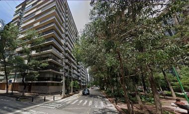 Excelente Penthouse de Remante Bancario