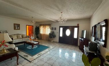 CASA EN VENTA LA MANZANILLA DE LA PAZ