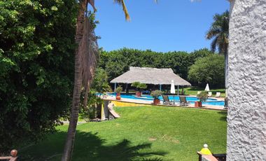 VENTA DE EXCELENTE CASA CON ACABADOS DE PRIMERA FRACC. BURGOS EN TEMIXCO EDO. MORELOS  $5,200,000.00