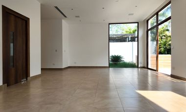 Urb. Arrecife Casa en venta  Isla Mocoli oportunidad