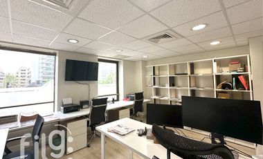 ARRIENDO AMPLIA OFICINA EN LAS CONDES