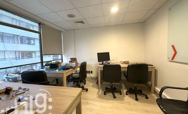ARRIENDO AMPLIA OFICINA EN LAS CONDES
