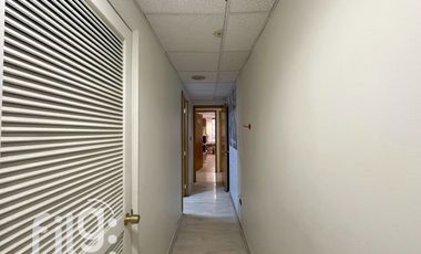 ARRIENDO AMPLIA OFICINA EN LAS CONDES