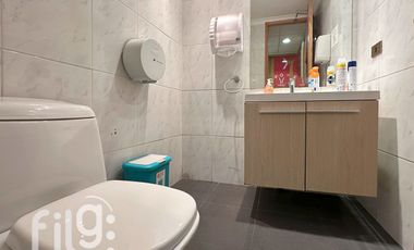 ARRIENDO AMPLIA OFICINA EN LAS CONDES