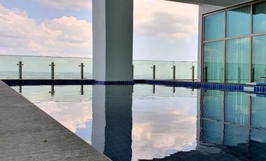 Exquisite 4BR Bi-Level Penthouse with Private Pool and Elevator at The Viridian, Greenhills