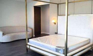 Exquisite 4BR Bi-Level Penthouse with Private Pool and Elevator at The Viridian, Greenhills