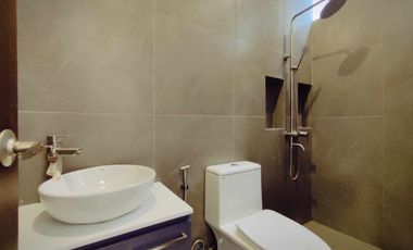 FOR SALE MAJESTIC DESIGN 3 STOREY HOUSE IN BETTER LIVING