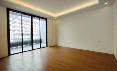 FOR SALE MAJESTIC DESIGN 3 STOREY HOUSE IN BETTER LIVING