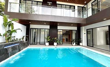 Newly Built 2-Storey House w/ Roof deck inside gated village in Consolacion Cebu
