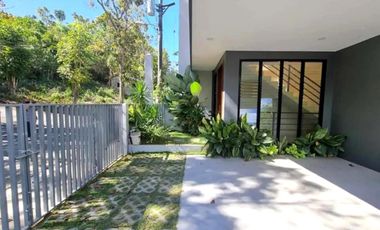2-Storey Newly Built Modern House w/ Basement inside Subdivision in Consolacion Cebu