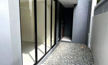 2-Storey Newly Built Modern House w/ Basement inside Subdivision in Consolacion Cebu