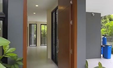 2-Storey Newly Built Modern House w/ Basement inside Subdivision in Consolacion Cebu