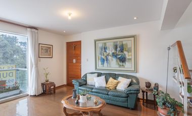 DUPLEX 241 M2 FRENTE A PARQUE, 4 DORM, 3.5 BAÑ, 2 ESTAC $ 330,000