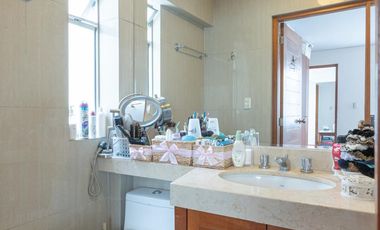 DUPLEX 241 M2 FRENTE A PARQUE, 4 DORM, 3.5 BAÑ, 2 ESTAC $ 330,000