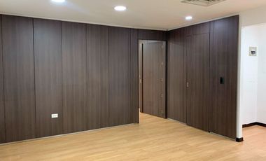 46524 Oficina en venta en el sector Manila