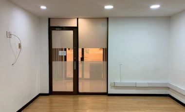 46524 Oficina en venta en el sector Manila