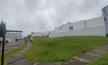 SE VENDE TERRENO EN ESQUINA UBICADO EN FRACCIONAMIENTO EL SECRETO, SAN ANDRES CHOLULA PUEBLA