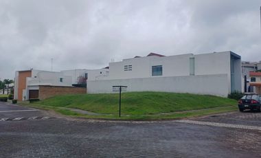 SE VENDE TERRENO EN ESQUINA UBICADO EN FRACCIONAMIENTO EL SECRETO, SAN ANDRES CHOLULA PUEBLA