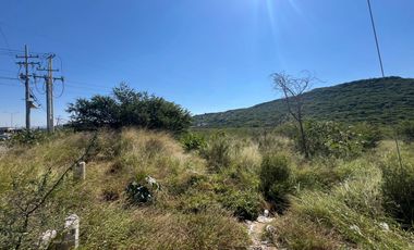 Predio en Libramiento Norponiente con uso de suelo industrial, comercial y de servicios