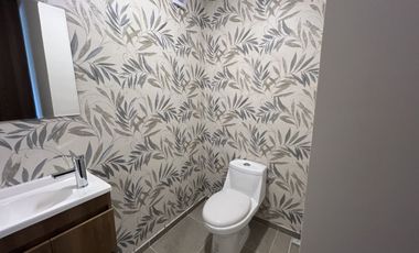 Departamento de 3 recámaras y 2 pisos en Zákia