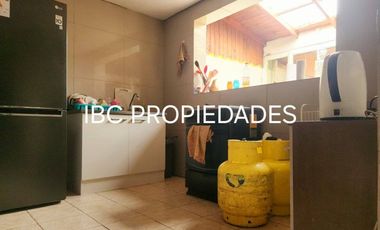 CASA A LA VENTA CON LOCAL COMERCIAL EN SAN FELIPE