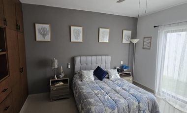 SE VENDE CASA EN FRACCIONAMIENTO EN Lomas de la Rioja II, Alvarado, Veracruz, México