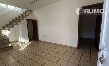 RENTA DE BODEGA CON OFICINAS