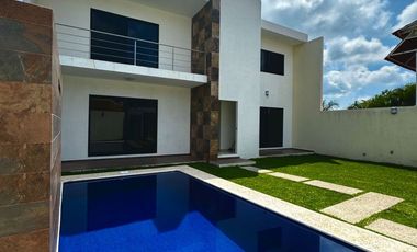 Hermosa Casa en Venta zona Burgos