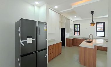 Modern 2Storey Single Detached with Swimming Pool House and Lot in BF Homes Paranaque