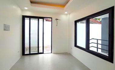 Modern 2Storey Single Detached with Swimming Pool House and Lot in BF Homes Paranaque