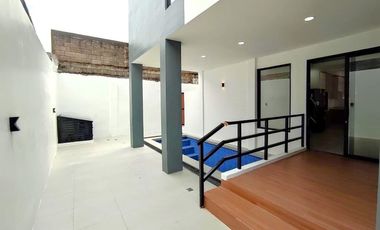 Modern 2Storey Single Detached with Swimming Pool House and Lot in BF Homes Paranaque