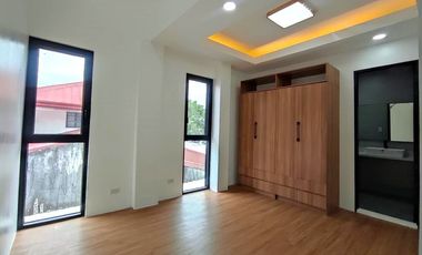 Modern 2Storey Single Detached with Swimming Pool House and Lot in BF Homes Paranaque